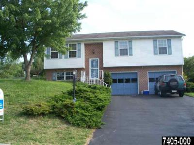 331 Azalea Drive, Hanover, PA - Primary Photograph